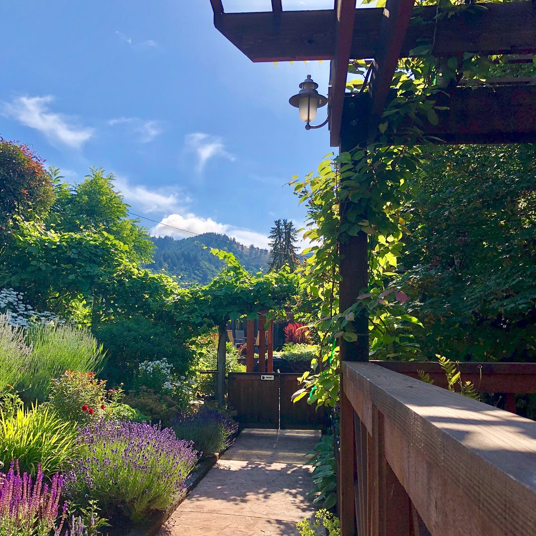 Inn of the White Salmon